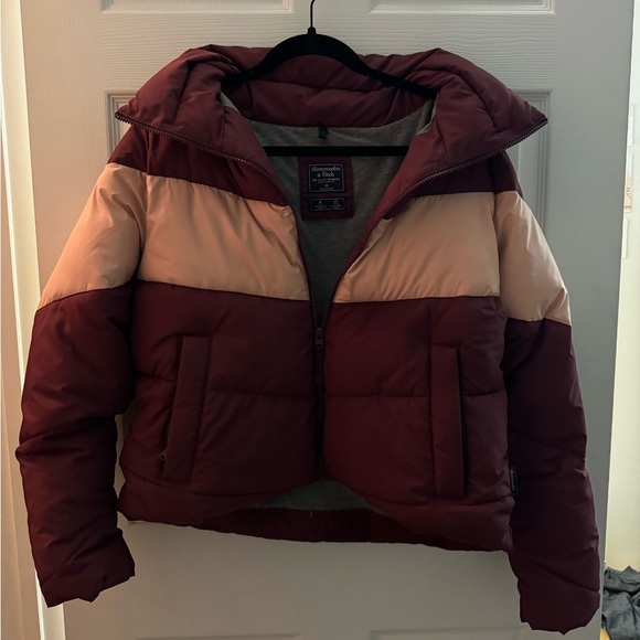 Abercrombie puffer jacket - Picture 2 of 6
